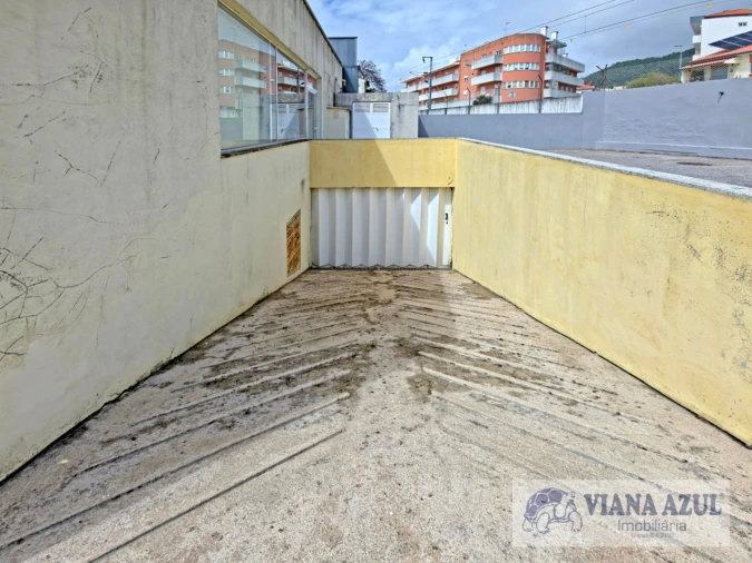 Armazém para Arrendamento em Santa Maria Maior e Monserrate e Meadela Foto 5