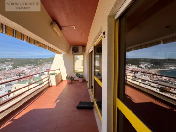 Apartamento T2 para Venda em Sesimbra (Santiago)