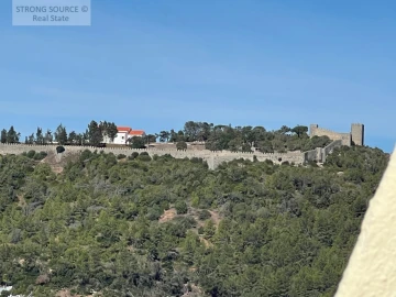 Apartamento T2 para Venda em Sesimbra (Santiago)