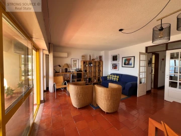 Apartamento T2 para Venda em Sesimbra (Santiago)