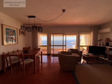 Apartamento T2 para Venda em Sesimbra (Santiago)