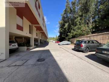 Apartamento T2 para Venda em Sesimbra (Santiago)