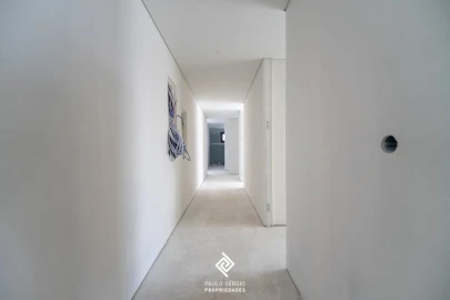 Apartamento T4 para Venda em Anta e Guetim