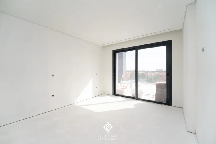 Apartamento T4 para Venda em Anta e Guetim Foto 9