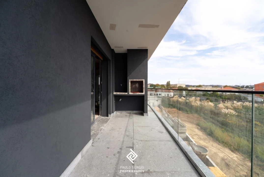 Apartamento T3 para Venda em Anta e Guetim Foto 9
