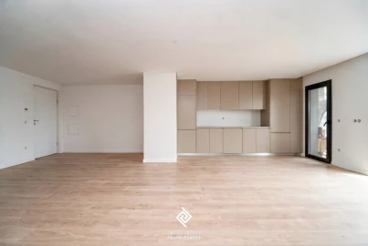 Apartamento T3 para Venda em Anta e Guetim