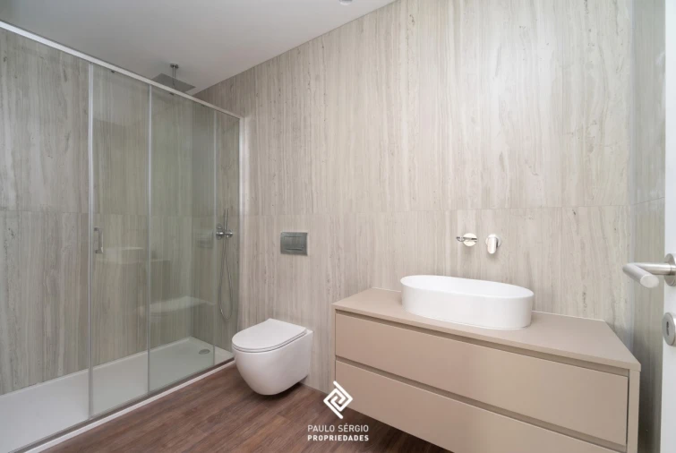 Apartamento T3 para Venda em Anta e Guetim Foto 3