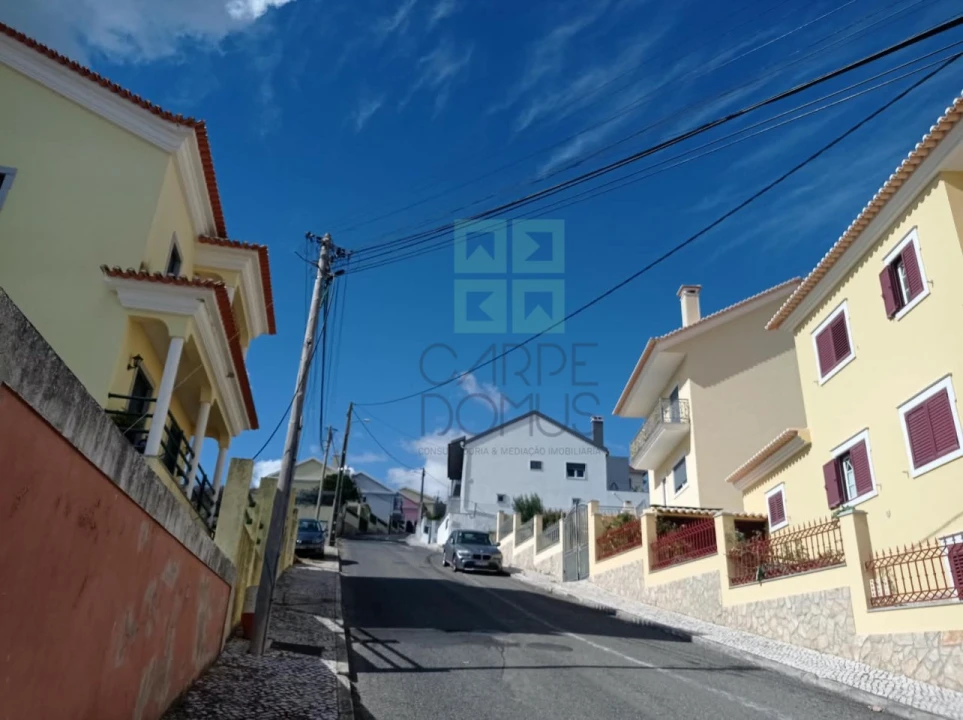 Moradia T4 para Venda em Alverca do Ribatejo e Sobralinho Foto 53