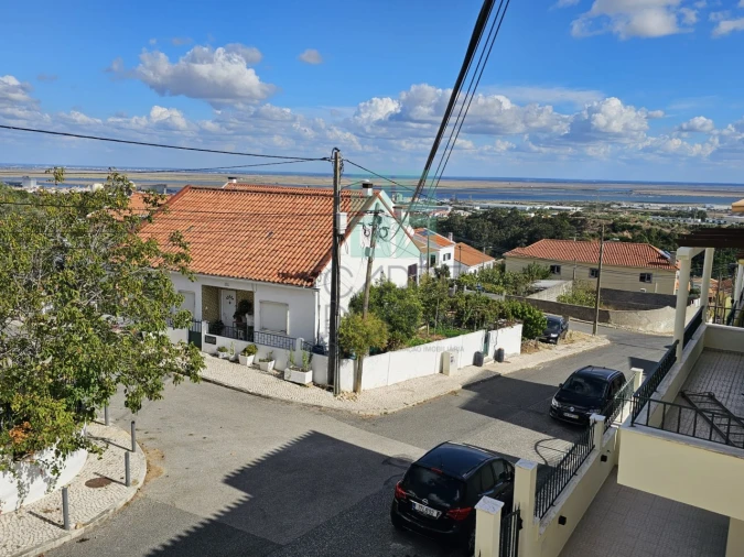 Moradia T4 para Venda em Alverca do Ribatejo e Sobralinho Foto 38