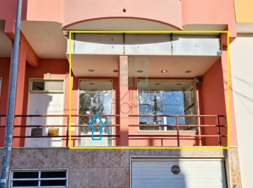 Loja para Venda em Cacém e São Marcos