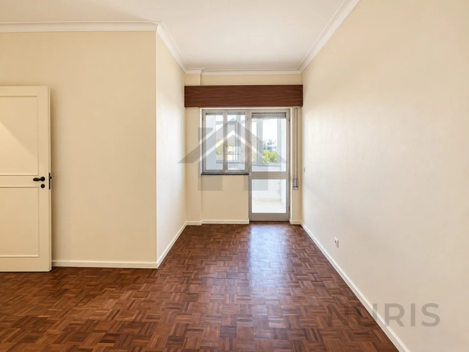Apartamento T2 para Venda em Portimão Foto 4