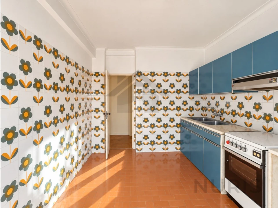 Apartamento T2 para Venda em Portimão Foto 18