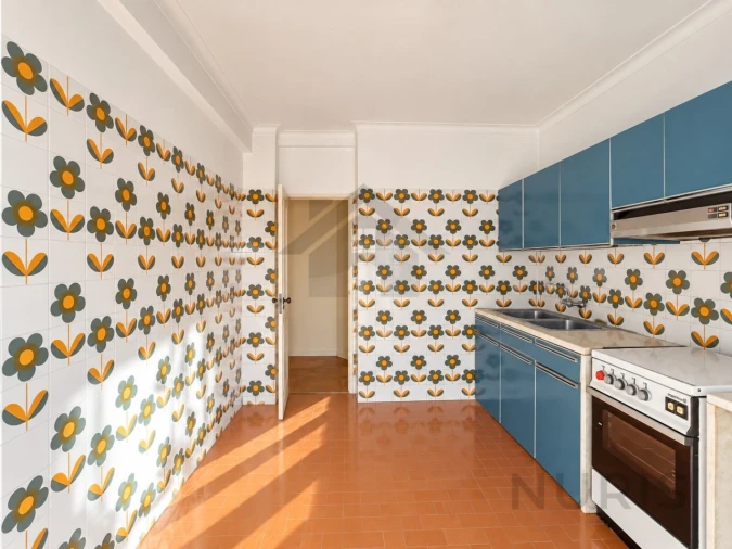 Apartamento T2 para Venda em Portimão Foto 18