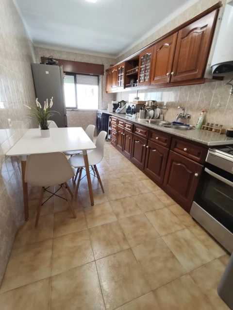 Apartamento T2 para Venda em Algueirão-Mem Martins