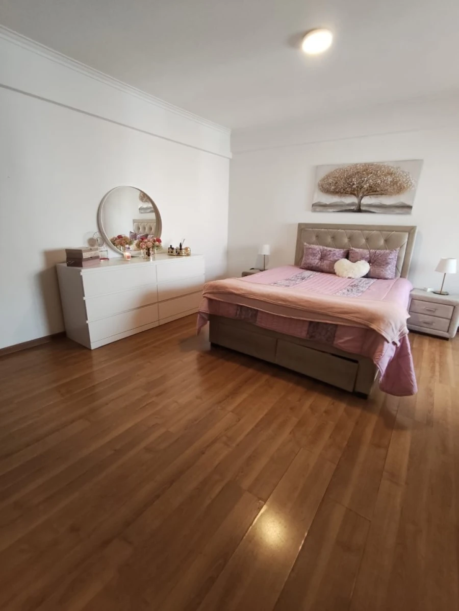 Apartamento T2 para Venda em Algueirão-Mem Martins Foto 15