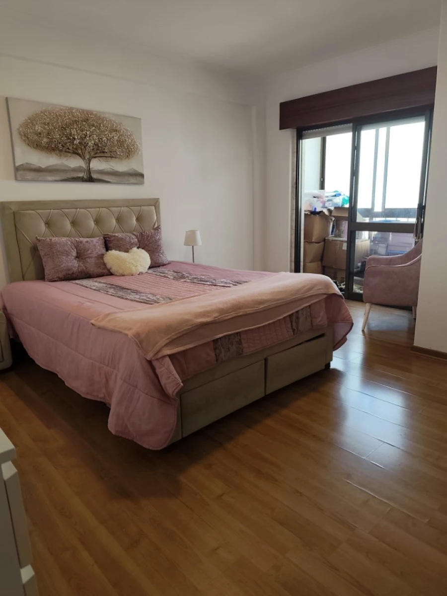 Apartamento T2 para Venda em Algueirão-Mem Martins Foto 17