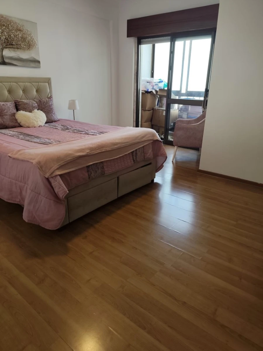Apartamento T2 para Venda em Algueirão-Mem Martins Foto 18