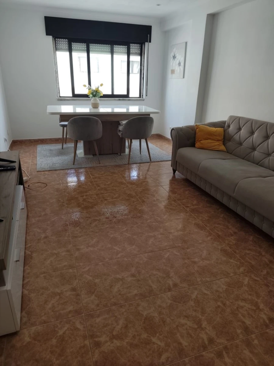 Apartamento T2 para Venda em Algueirão-Mem Martins Foto 25