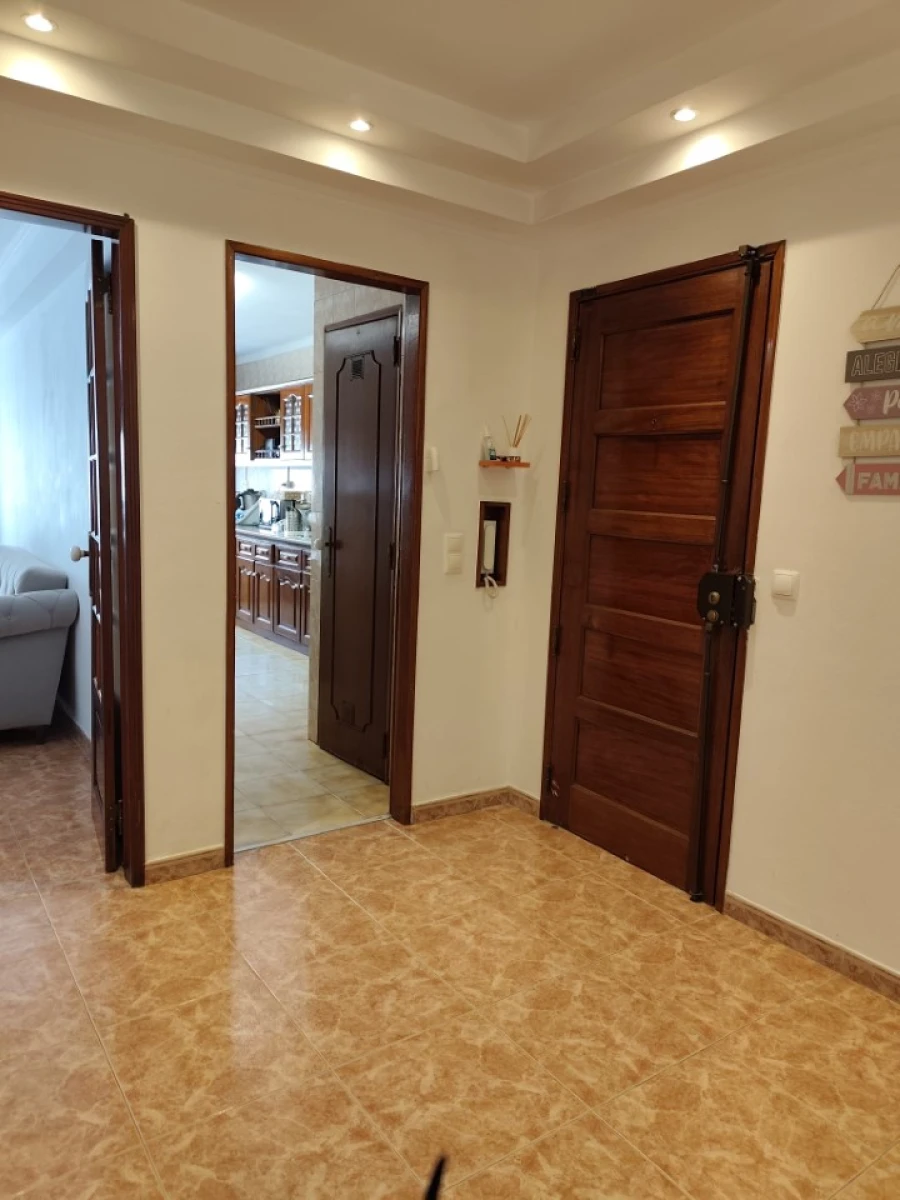 Apartamento T2 para Venda em Algueirão-Mem Martins Foto 41