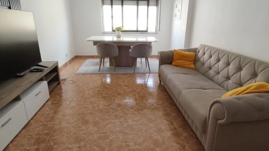 Apartamento T2 para Venda em Algueirão-Mem Martins