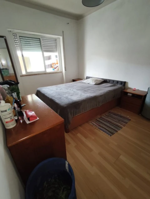 Apartamento T3 para Venda em Algueirão-Mem Martins
