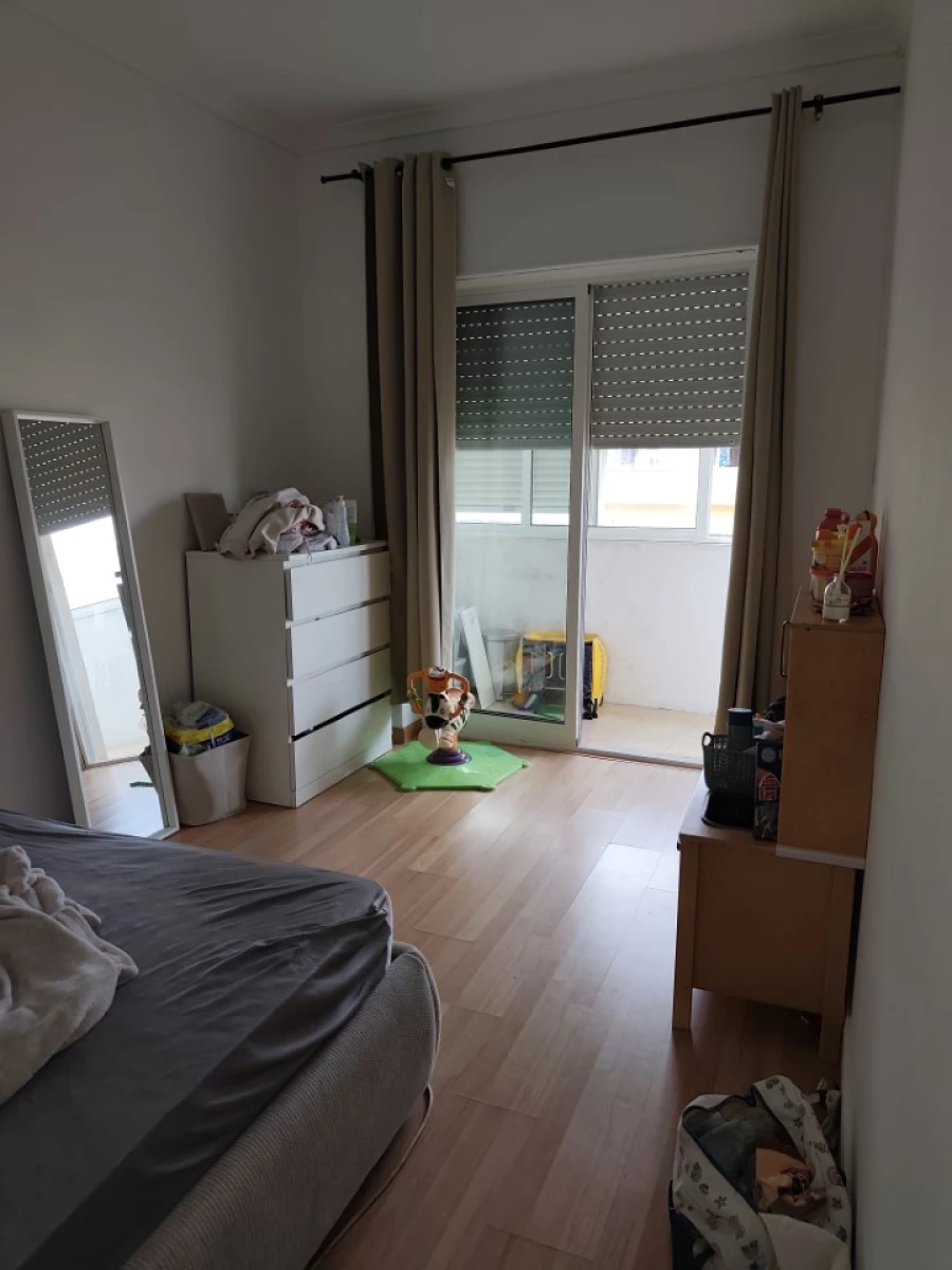 Apartamento T3 para Venda em Algueirão-Mem Martins Foto 6