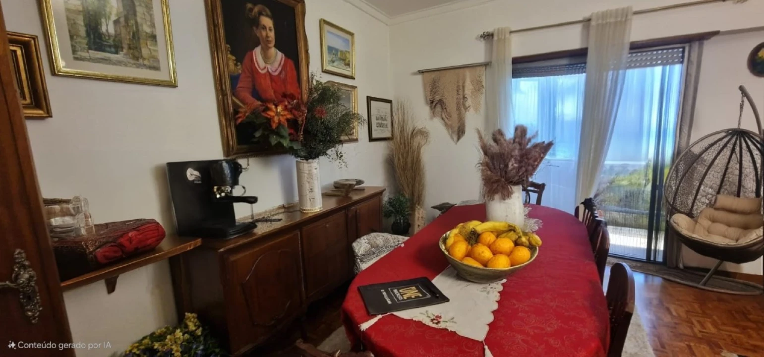 Apartamento T3 para Venda em Areeiro Foto 16