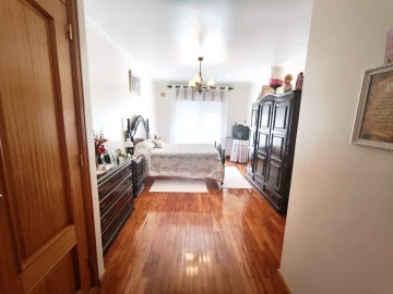 Apartamento para Venda em Agualva e Mira-Sintra