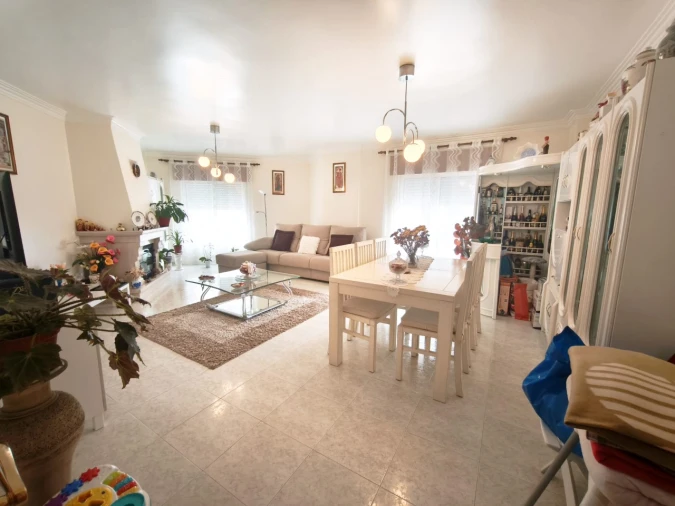 Apartamento para Venda em Agualva e Mira-Sintra Foto 21