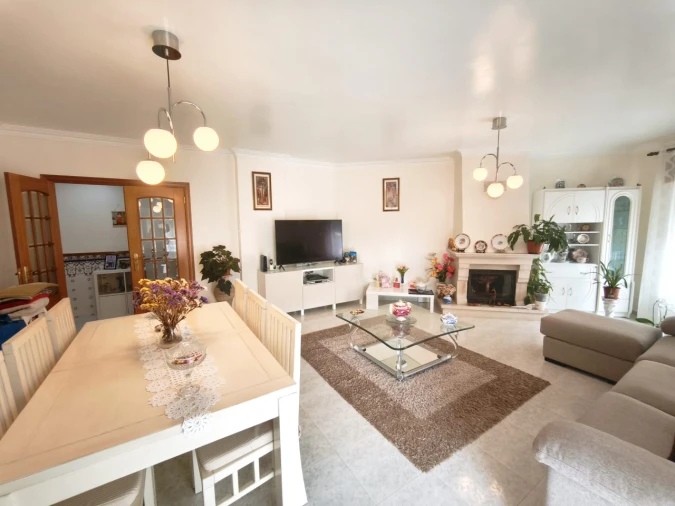 Apartamento para Venda em Agualva e Mira-Sintra Foto 22