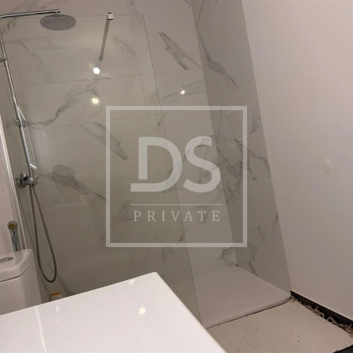 Apartamento T2 para Venda em Arcozelo Foto 20