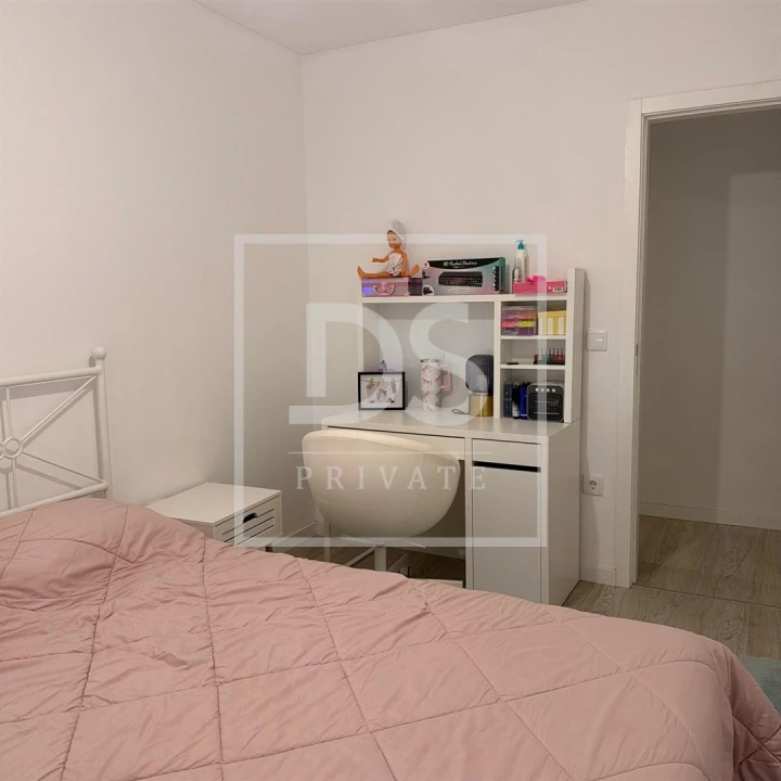 Apartamento T2 para Venda em Arcozelo Foto 9