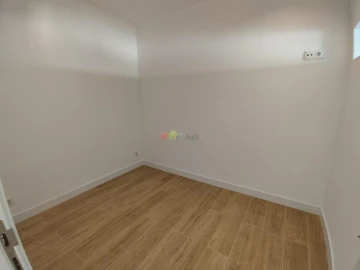 Apartamento T1 para Venda em Baixa da Banheira e Vale da Amoreira
