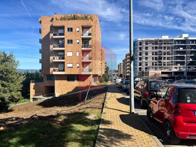 Terreno para Venda em Real, Dume e Semelhe Foto 13