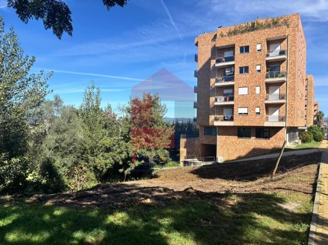 Terreno para Venda em Real, Dume e Semelhe Foto 9