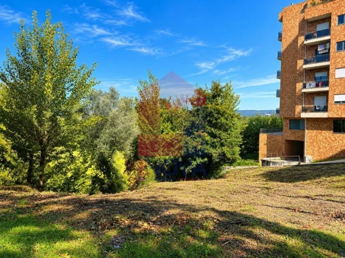 Terreno para Venda em Real, Dume e Semelhe Foto 2