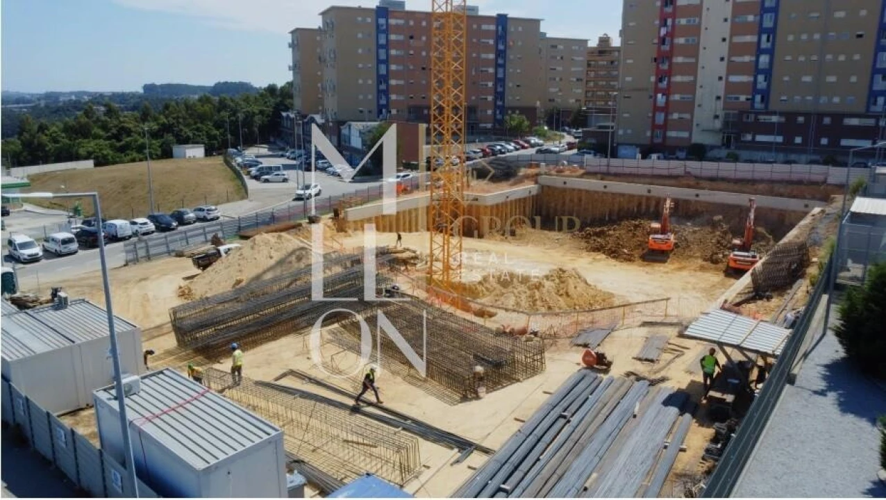 Apartamento T2 para Venda em Vilar de Andorinho Foto 6