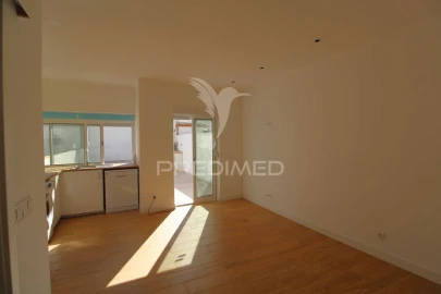 Apartamento T1 para Venda em Baixa da Banheira e Vale da Amoreira