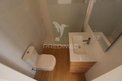 Apartamento T1 para Venda em Baixa da Banheira e Vale da Amoreira