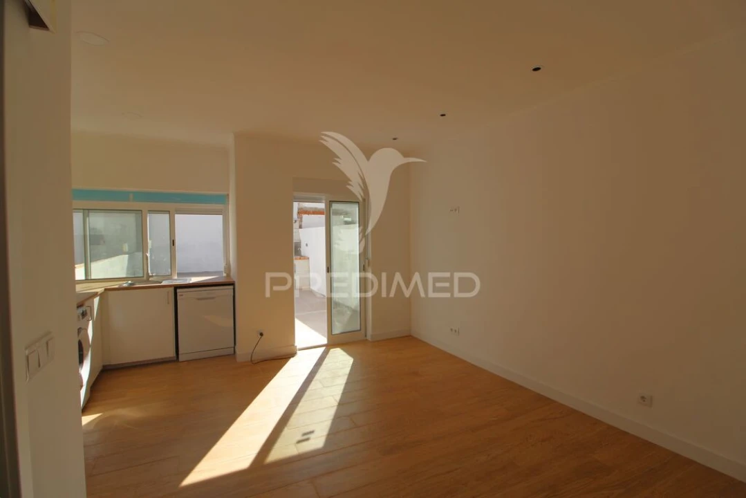 Apartamento T1 para Venda em Baixa da Banheira e Vale da Amoreira Foto 11