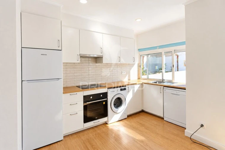 Apartamento T1 para Venda em Baixa da Banheira e Vale da Amoreira Foto 2