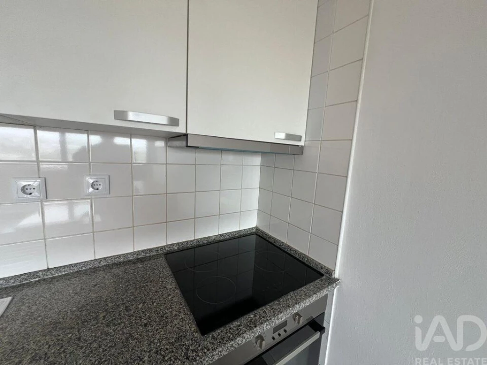 Apartamento T1 para Venda em Santa Marinha e São Pedro da Afurada Foto 4