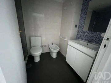 Apartamento T1 para Venda em Santa Marinha e São Pedro da Afurada