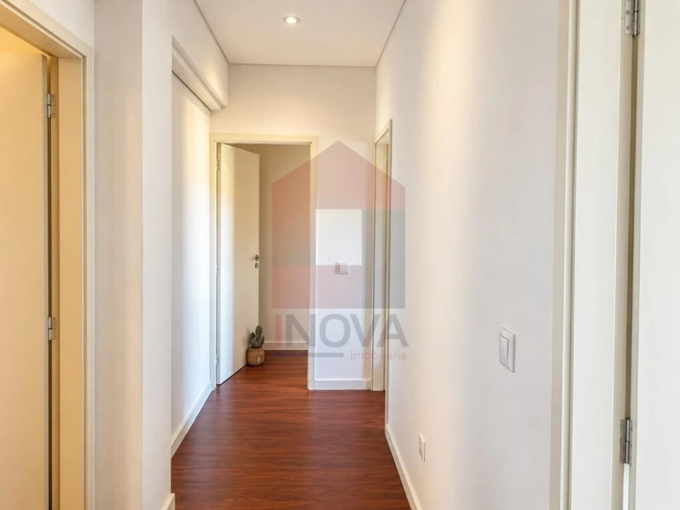 Apartamento T3 para Venda em Braga (Maximinos, Sé e Cividade) Foto 9