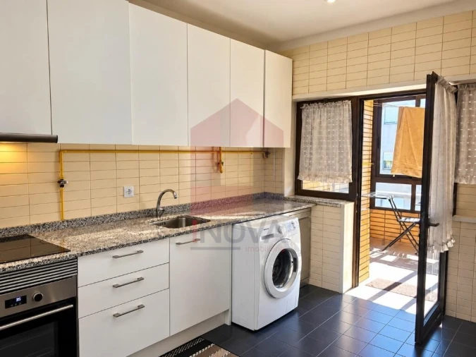 Apartamento T3 para Venda em Braga (Maximinos, Sé e Cividade) Foto 2