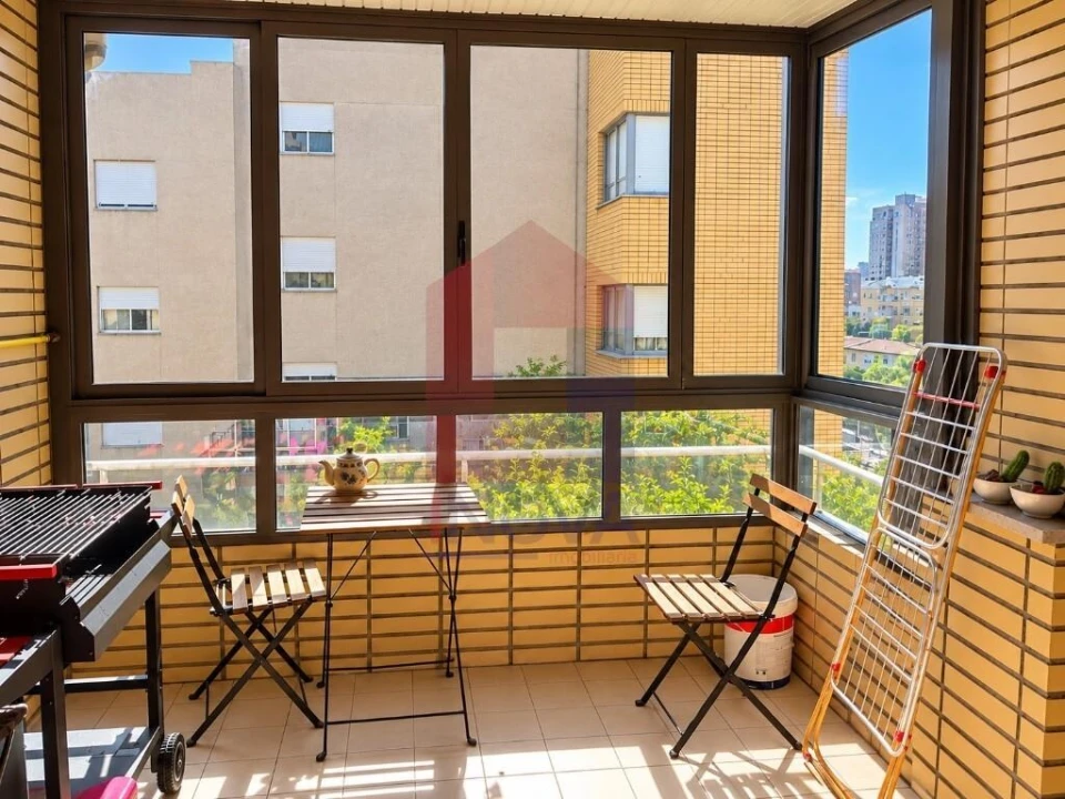 Apartamento T3 para Venda em Braga (Maximinos, Sé e Cividade) Foto 3