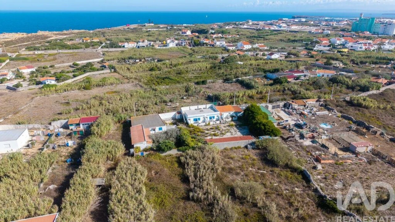 Terreno para Venda em Peniche Foto 14