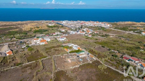 Terreno para Venda em Peniche