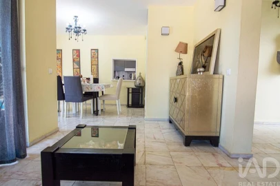 Moradia T3 para Venda em Quarteira
