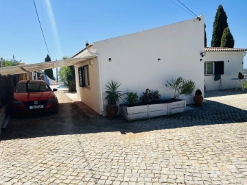 Moradia T3 para Venda em São Brás de Alportel